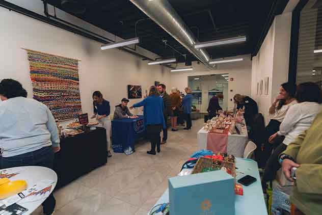 Creative-Cafe_632x422_holiday-popup-event 2 HAYVN Creative Cafe - Holiday Popup event